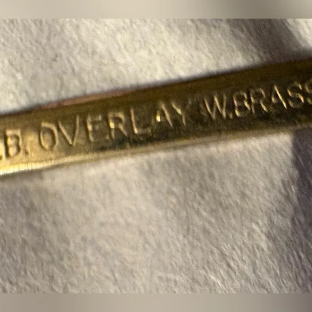 Sweet Vintage Victorian Rolled Hollow Gold Bangle Bracelet with Etched Design - Picture 6 of 13